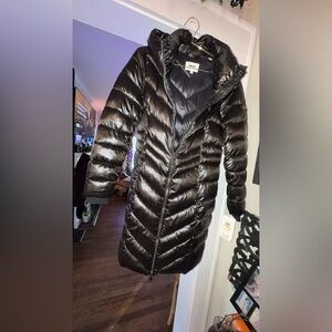 DKNYC Glossy Black Puffer trench Coat 
New with tags
